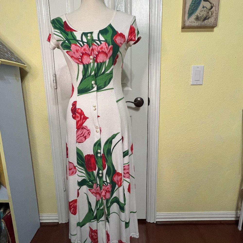 Epix Floral Ribbed Knit Midi Dress